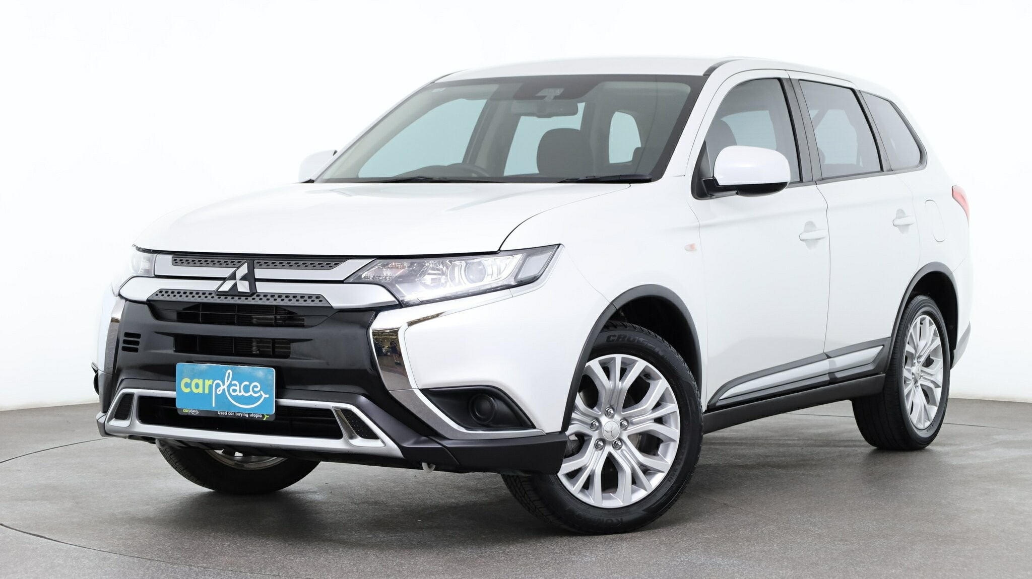Mitsubishi Outlander image 1