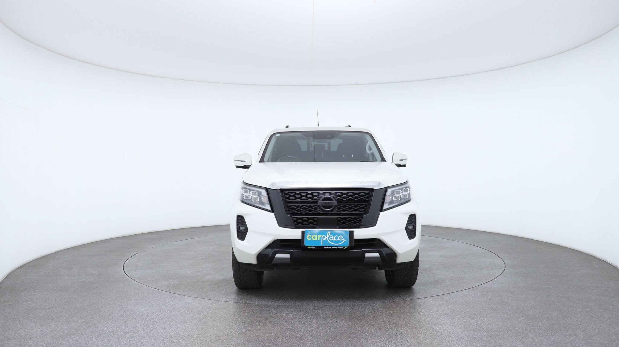 Nissan Navara image 2