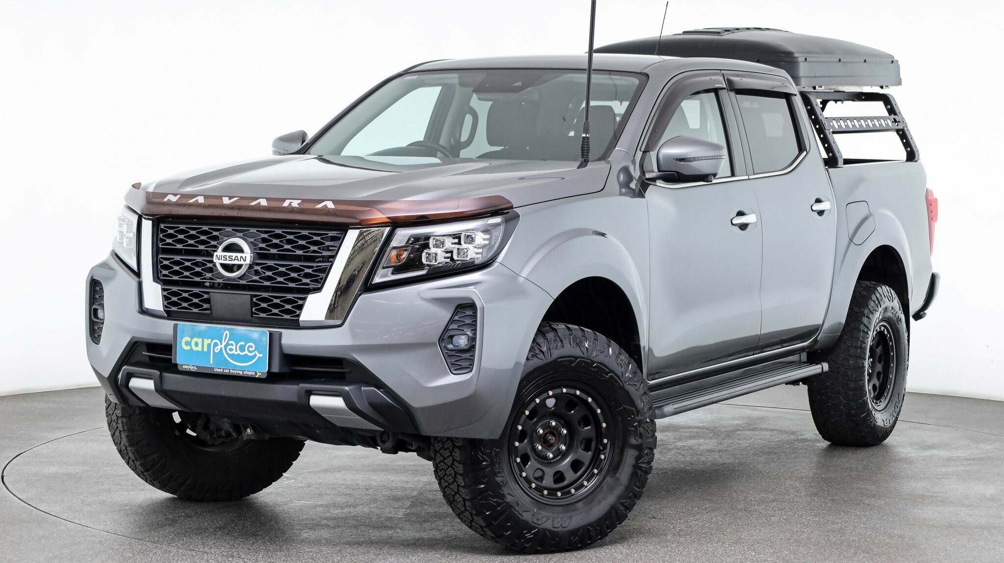 Nissan Navara image 2