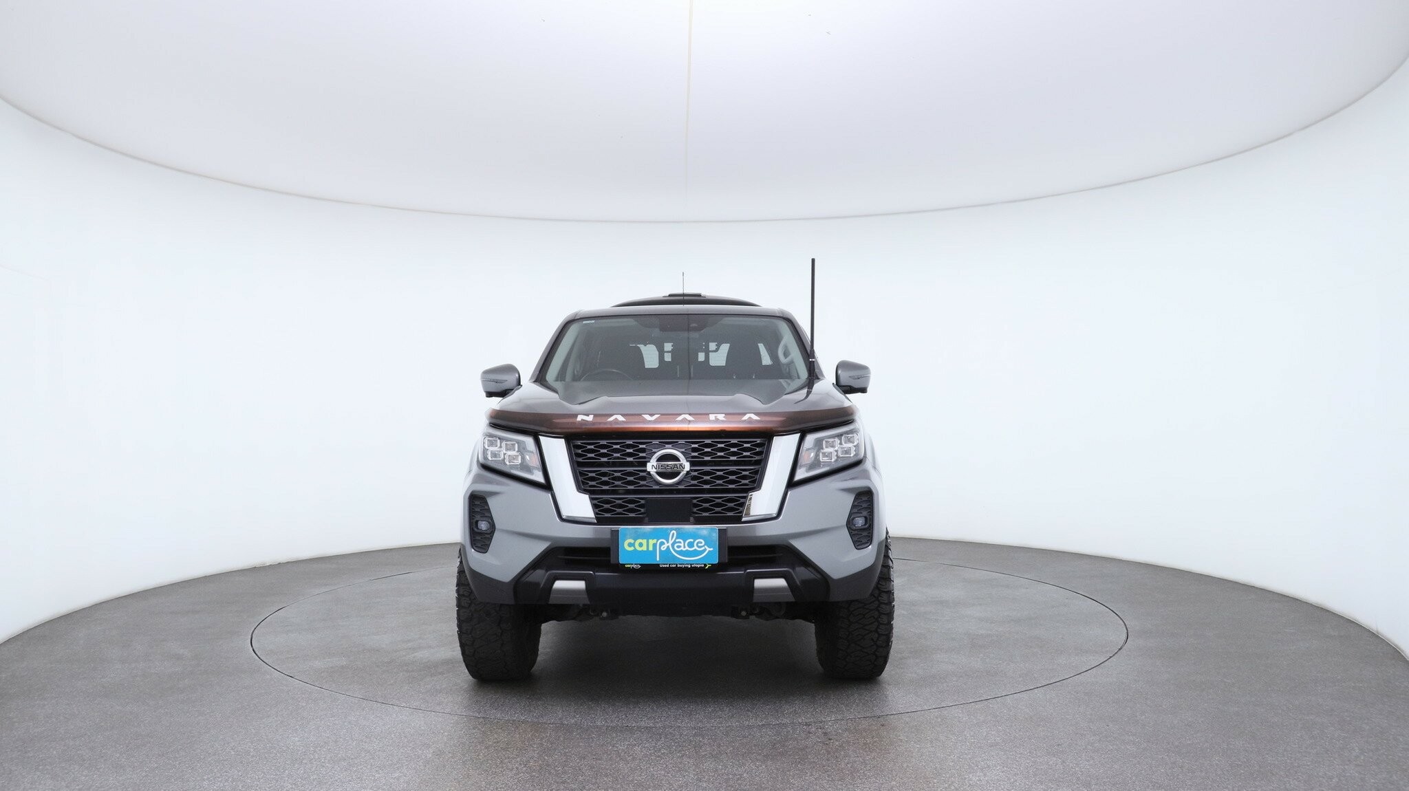 Nissan Navara image 3