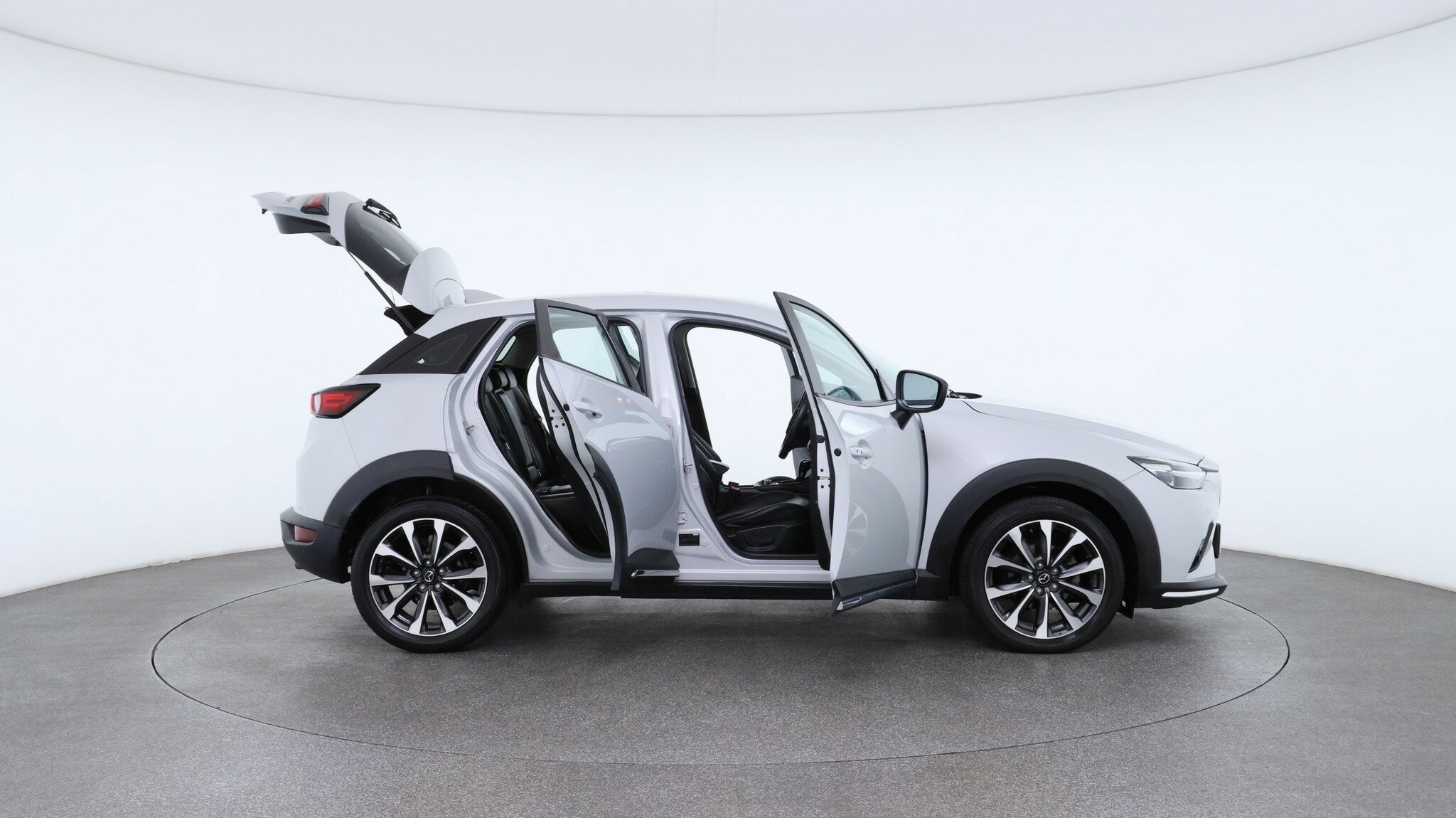 Mazda Cx-3 image 4
