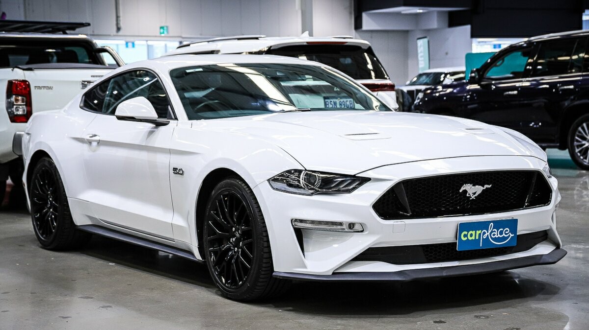 Ford Mustang image 3