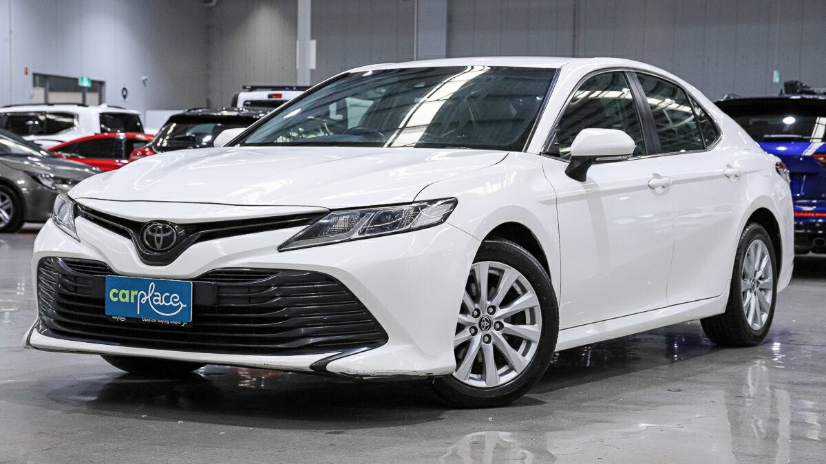 Toyota Camry image 1