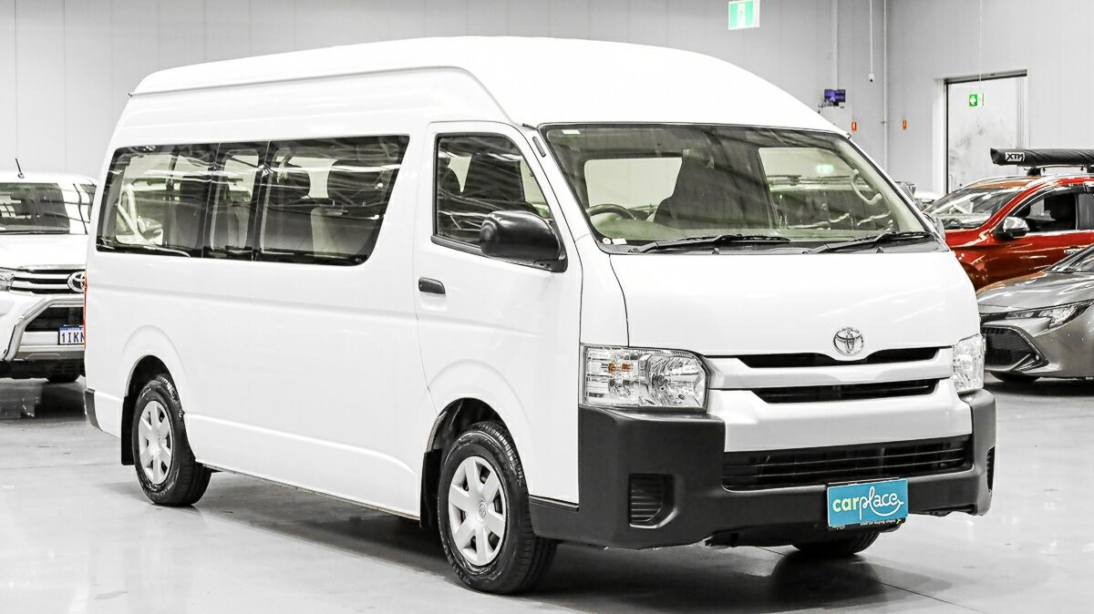 Toyota Hiace image 3