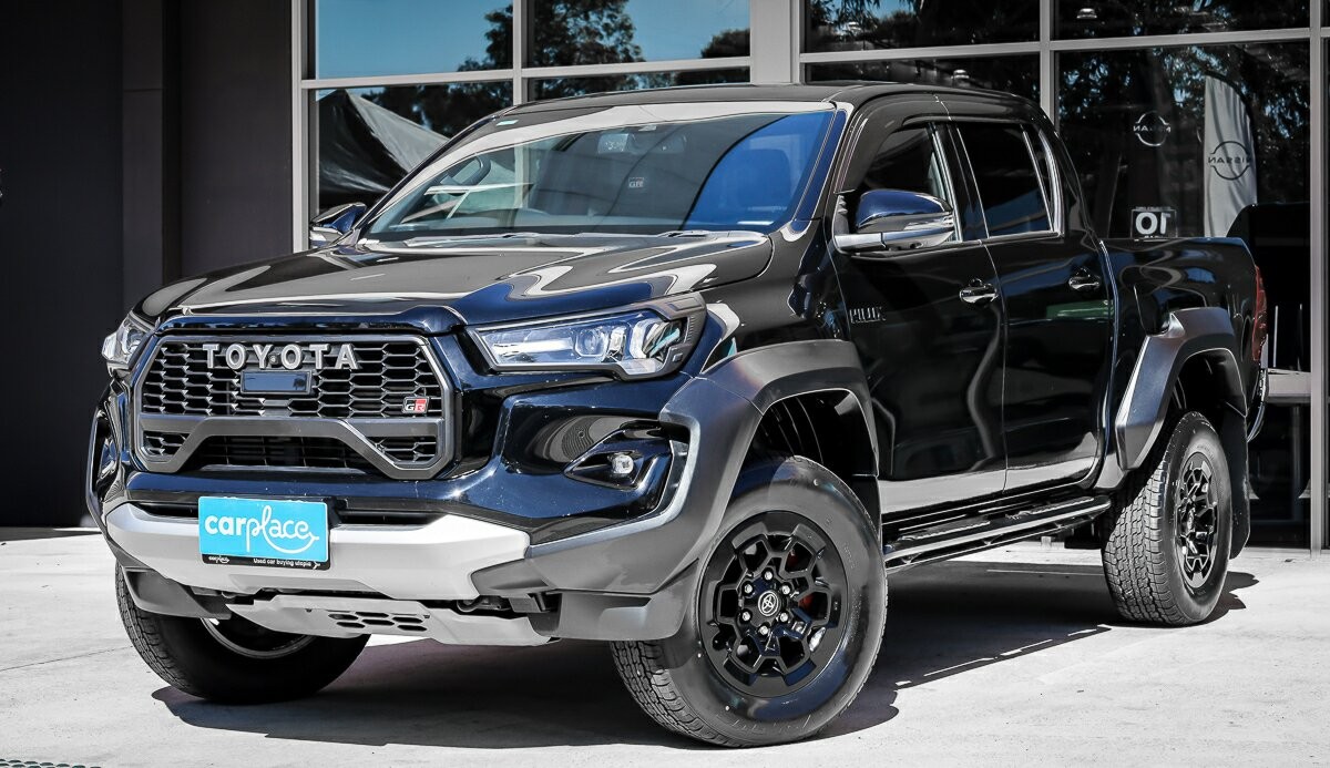 Toyota Hilux image 1