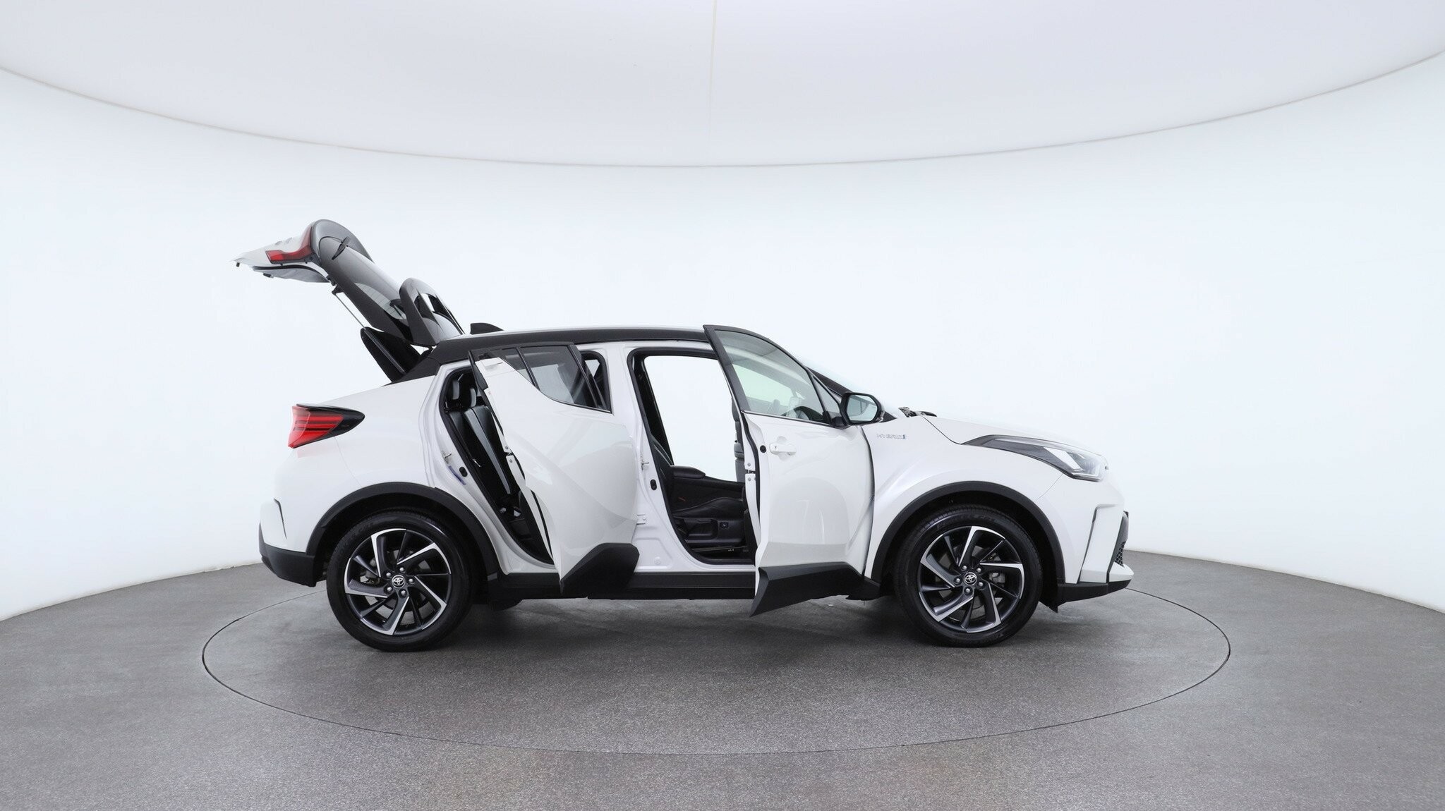 Toyota C-hr image 4