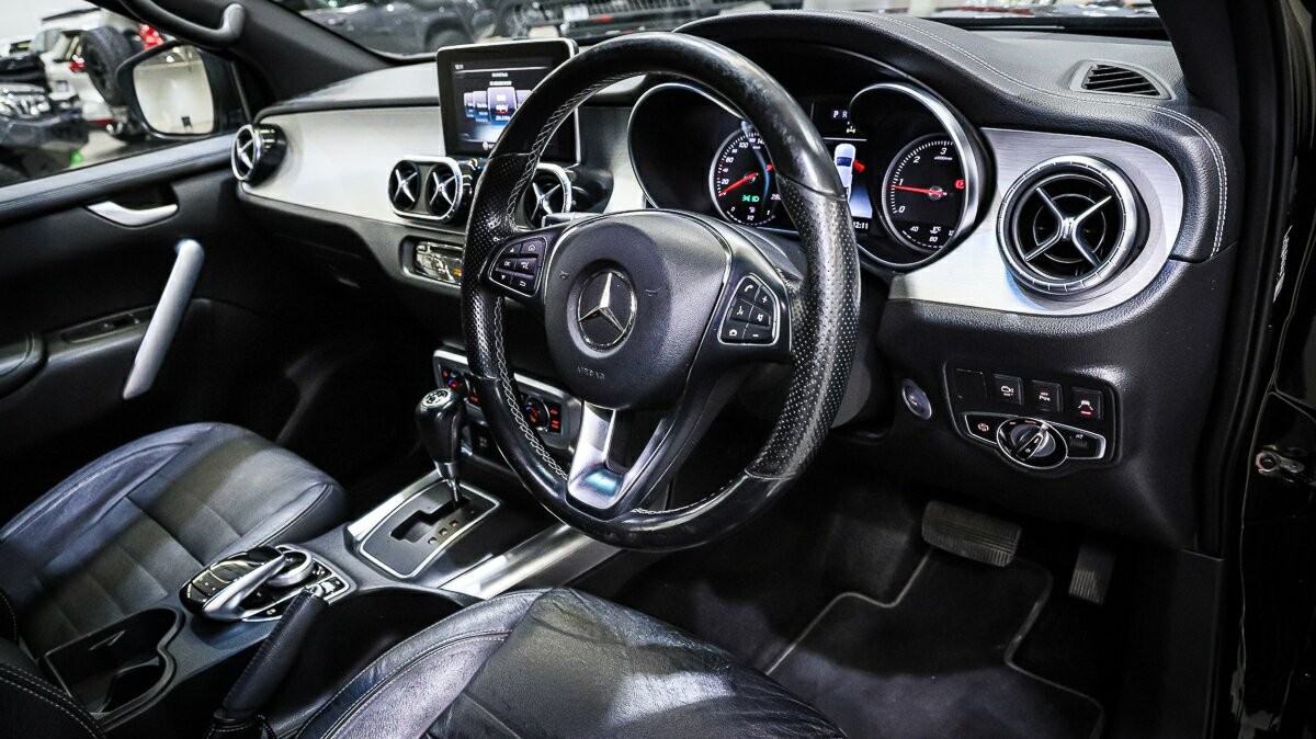 Mercedes Benz X-class image 4