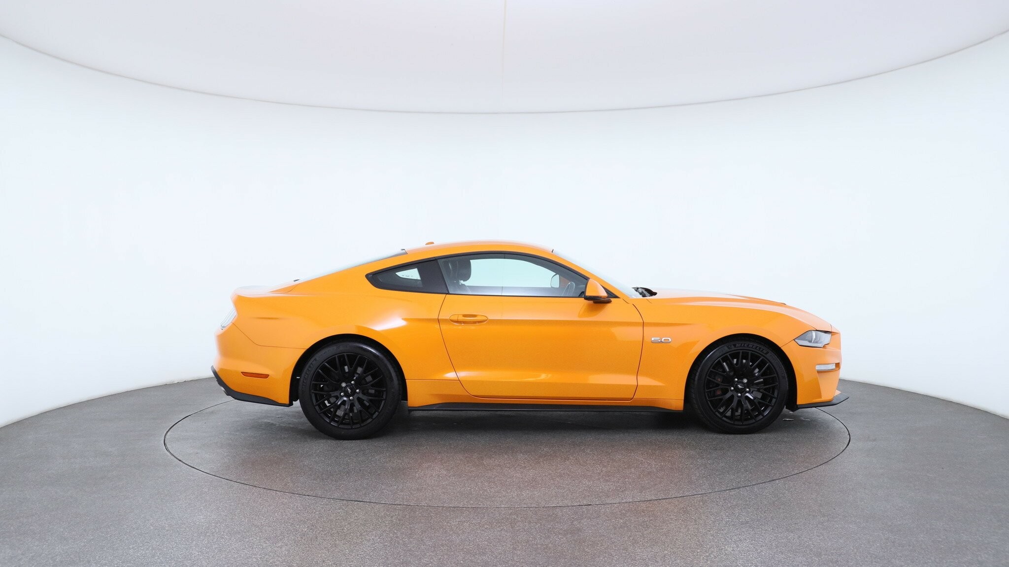 Ford Mustang image 3