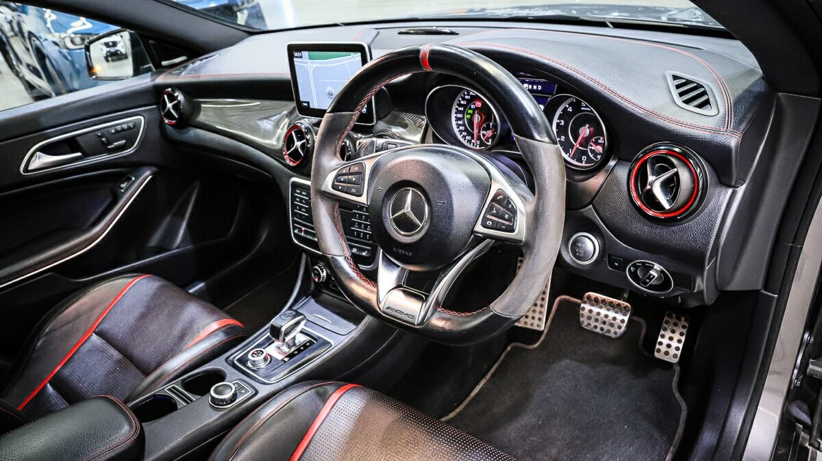 Mercedes Benz Cla-class image 4