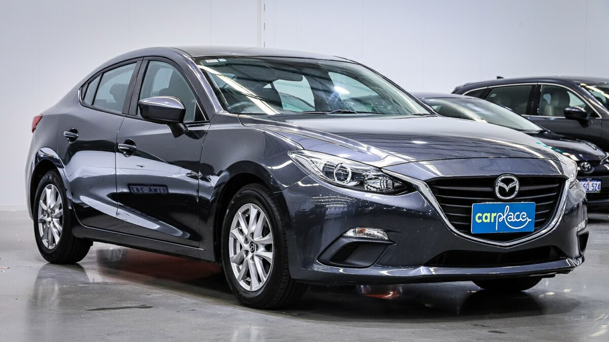 Mazda 3 image 3