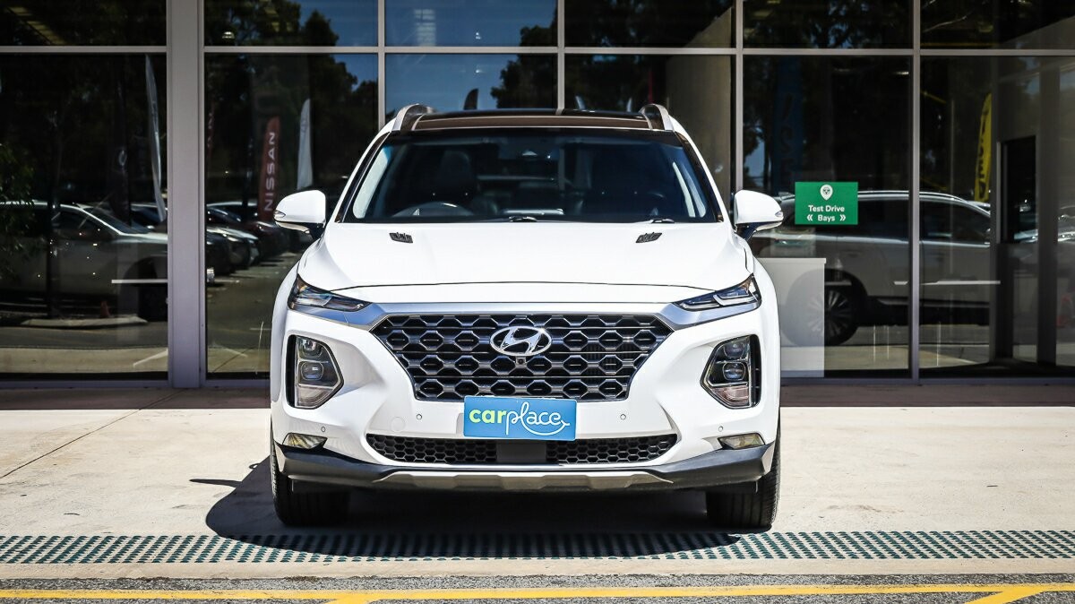 Hyundai Santa Fe image 4