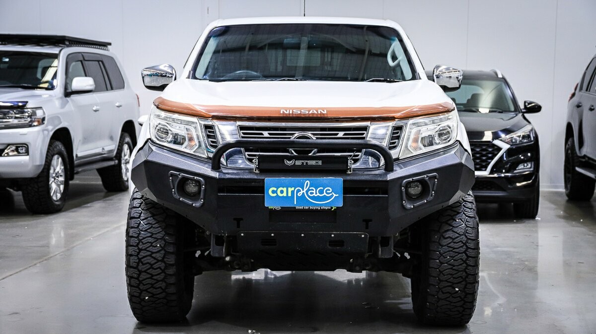 Nissan Navara image 2