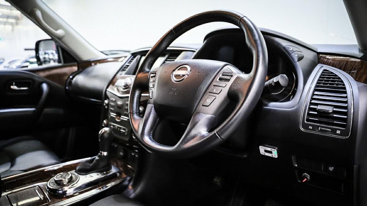 Nissan Patrol image 4