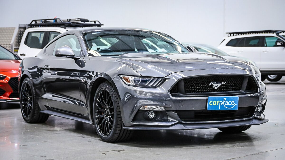 Ford Mustang image 3