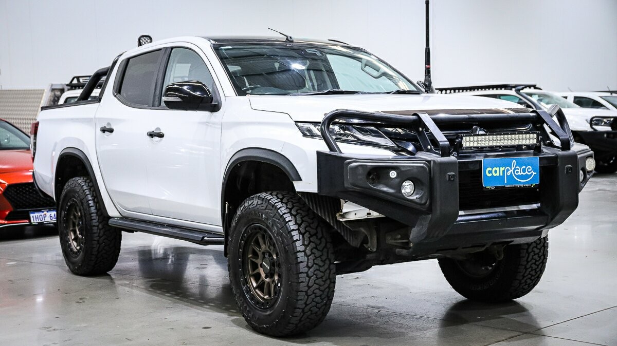 Mitsubishi Triton image 3
