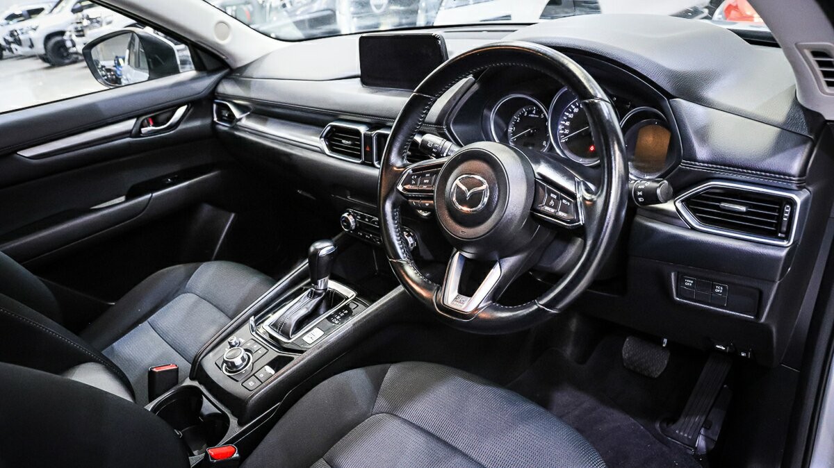 Mazda Cx-5 image 4