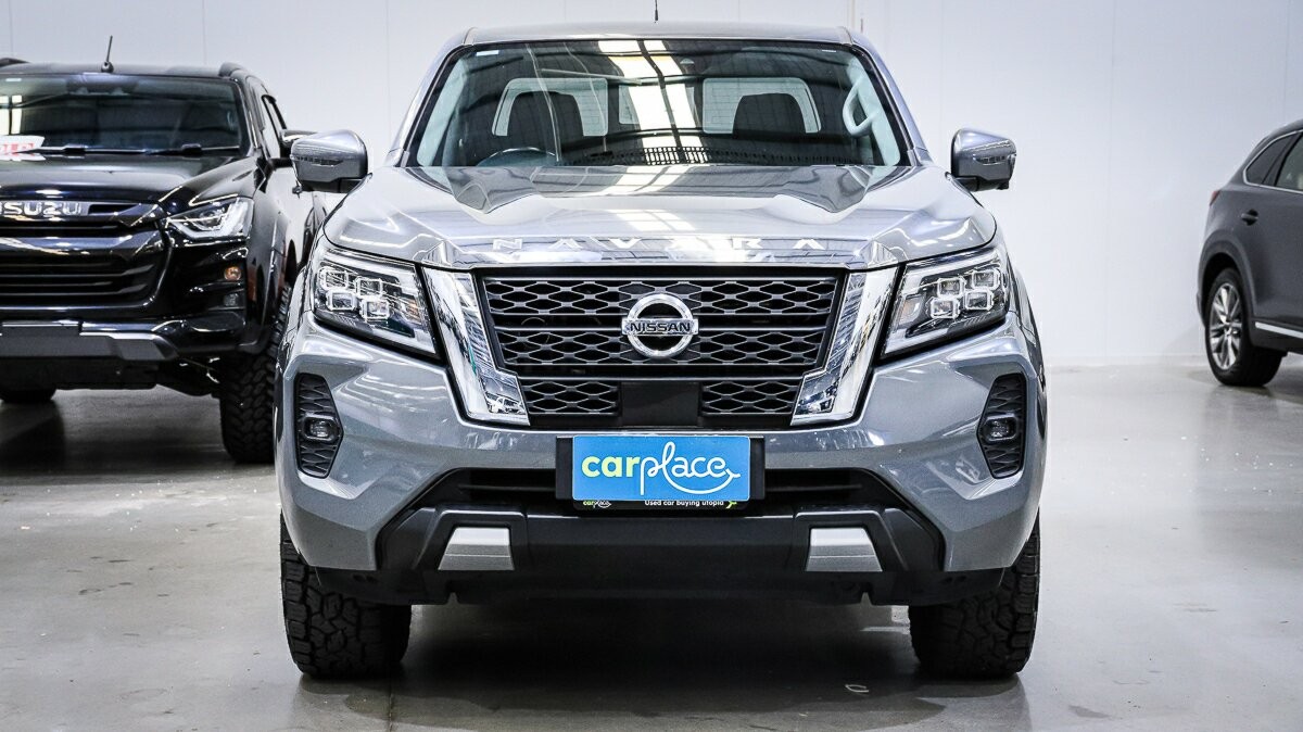 Nissan Navara image 2