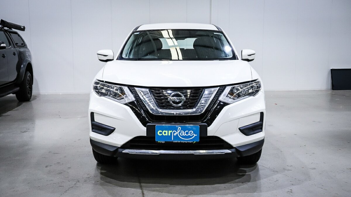 Nissan X-trail image 2