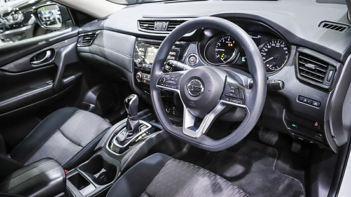 Nissan X-trail image 4