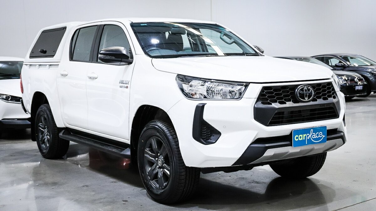 Toyota Hilux image 3