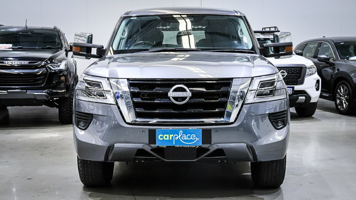Nissan Patrol image 2