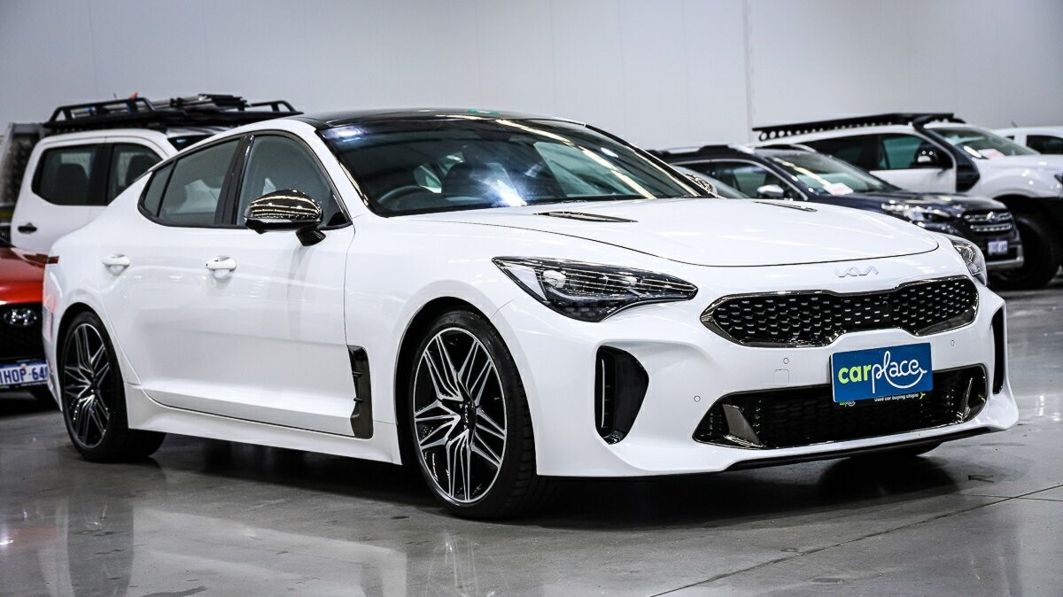 Kia Stinger image 3