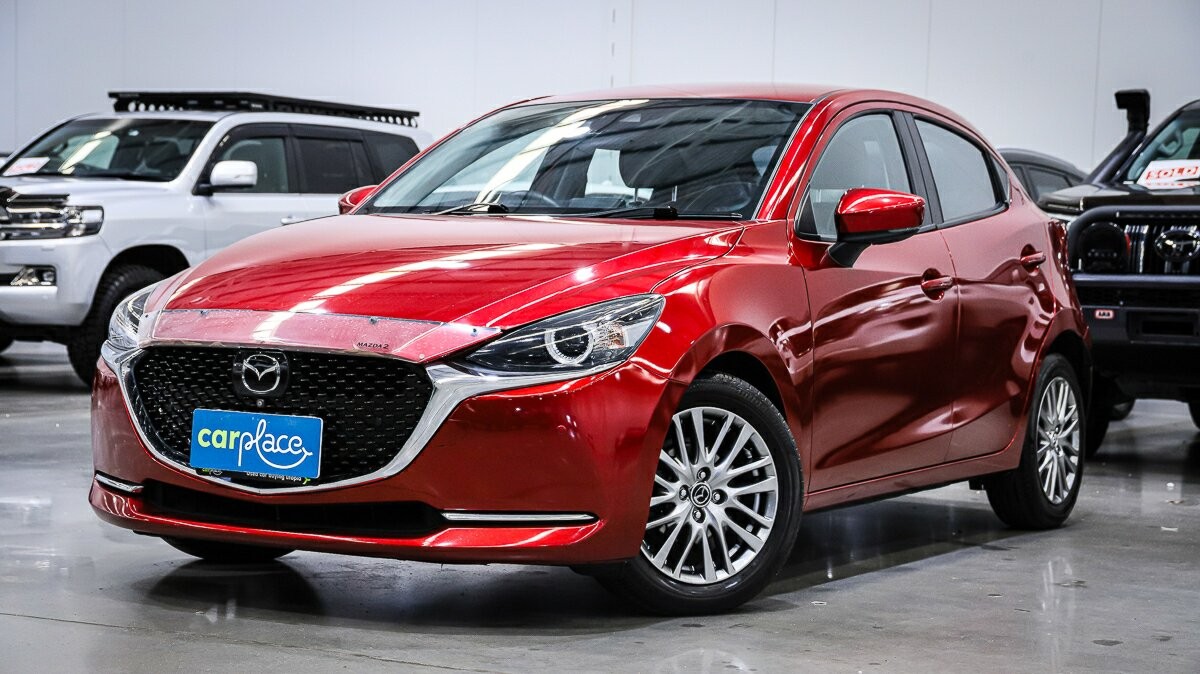Mazda 2 image 1