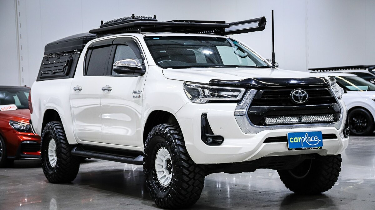 Toyota Hilux image 4