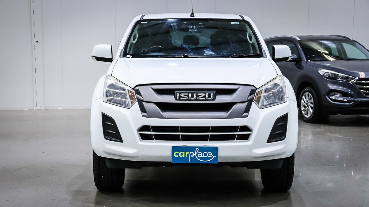 Isuzu D-max image 2