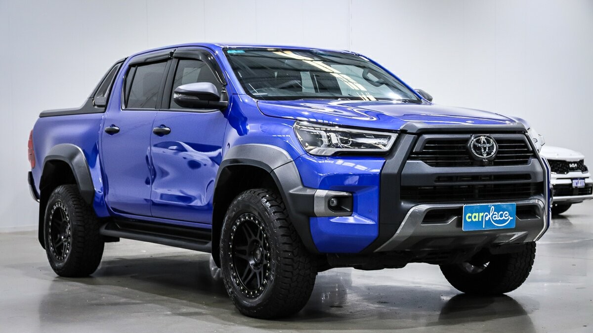 Toyota Hilux image 3