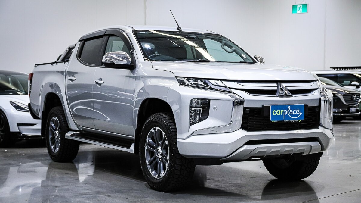 Mitsubishi Triton image 3