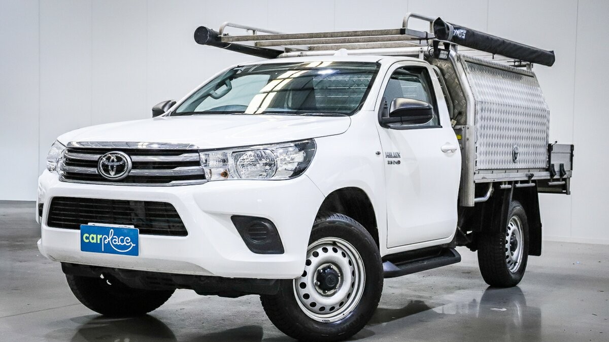 Toyota Hilux image 1