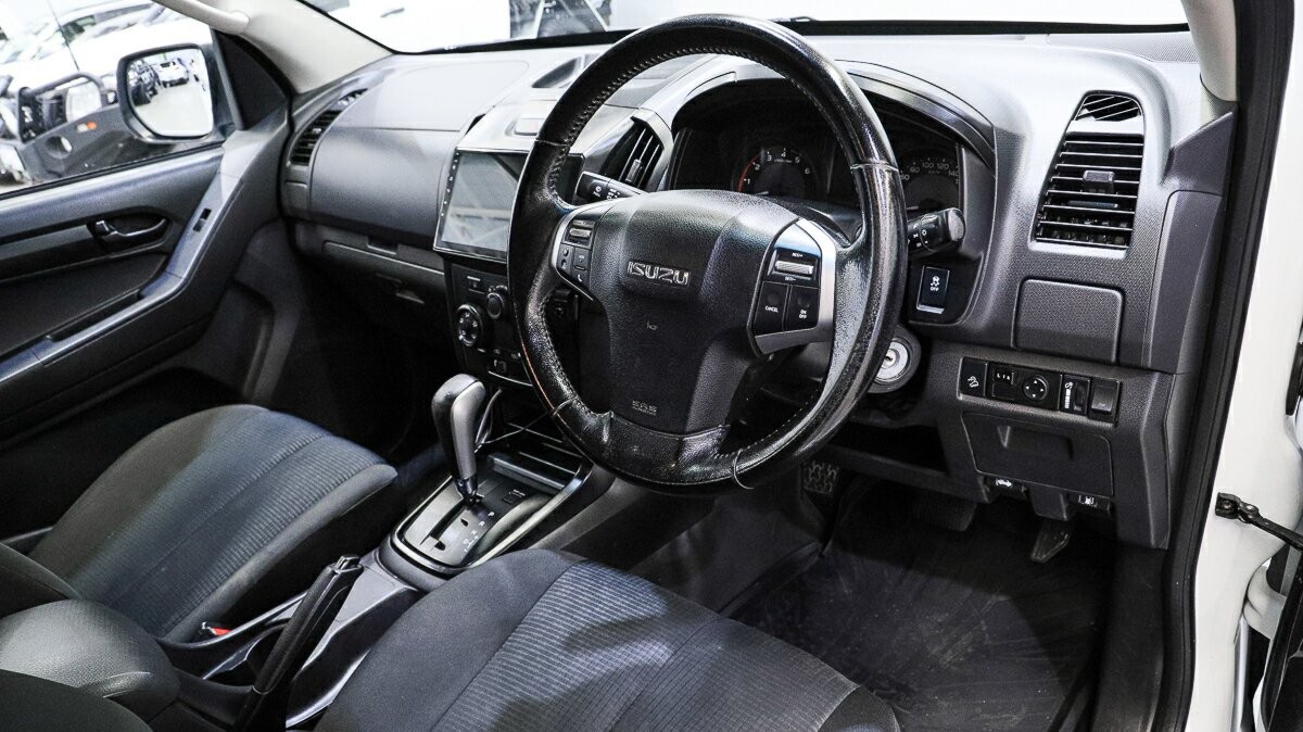 Isuzu D-max image 4