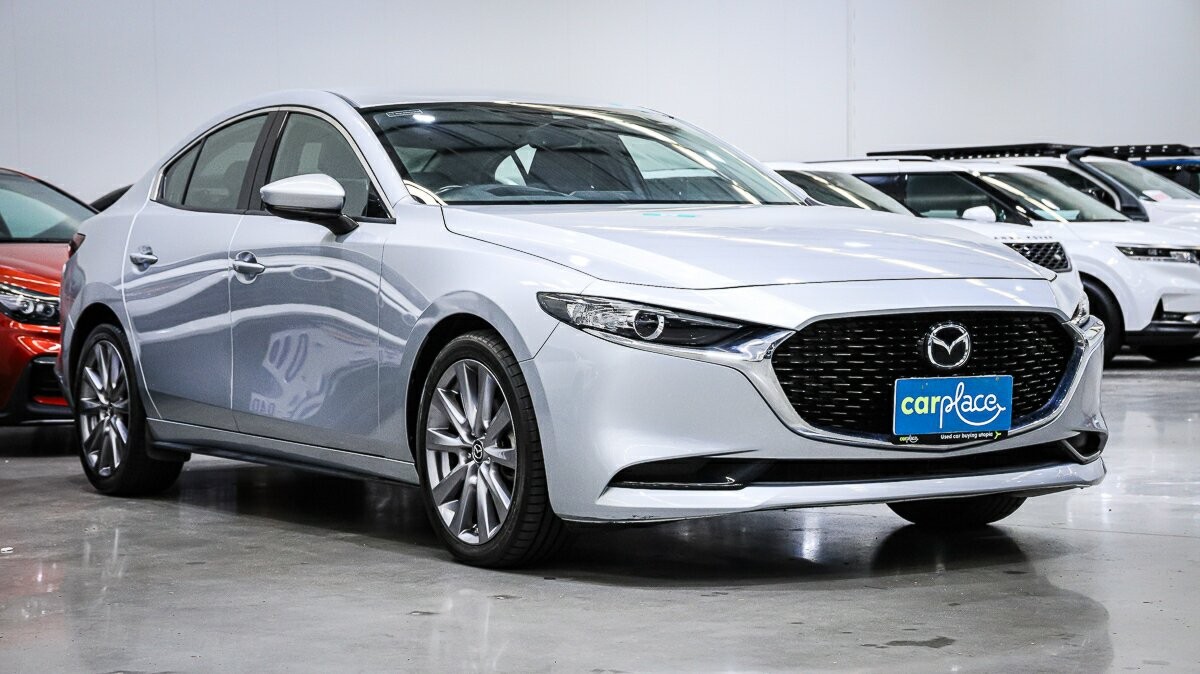 Mazda 3 image 3