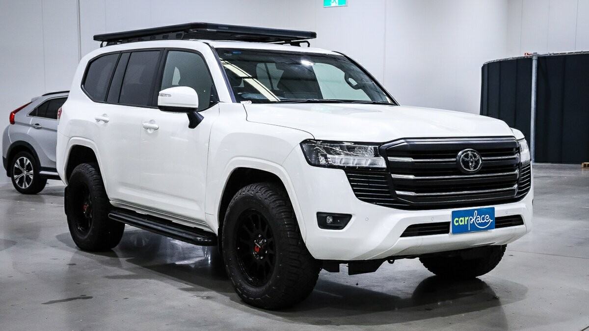 Toyota Landcruiser image 3