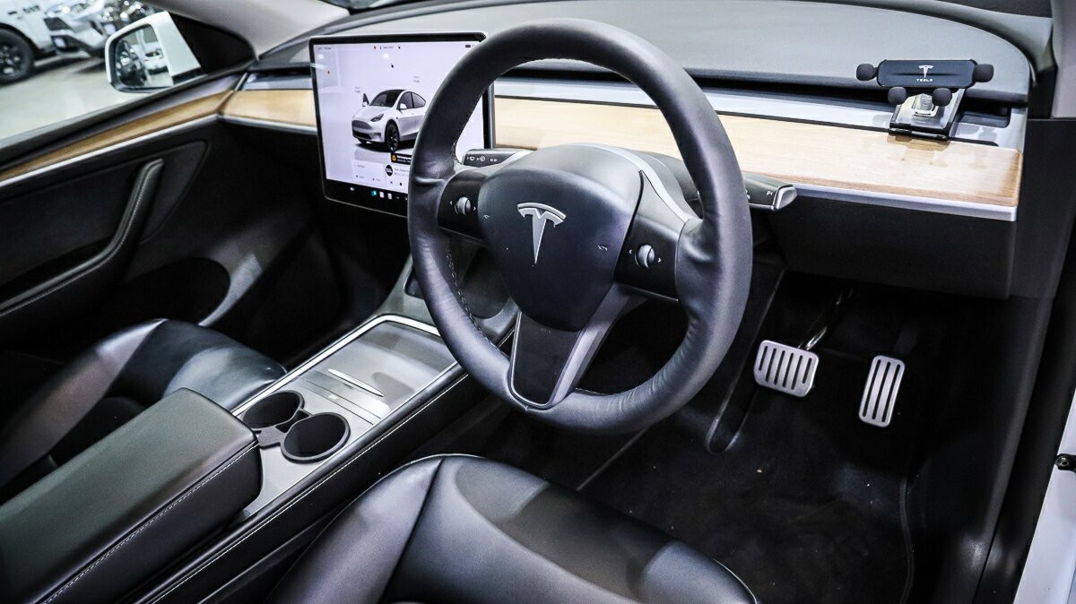 Tesla Model Y image 4