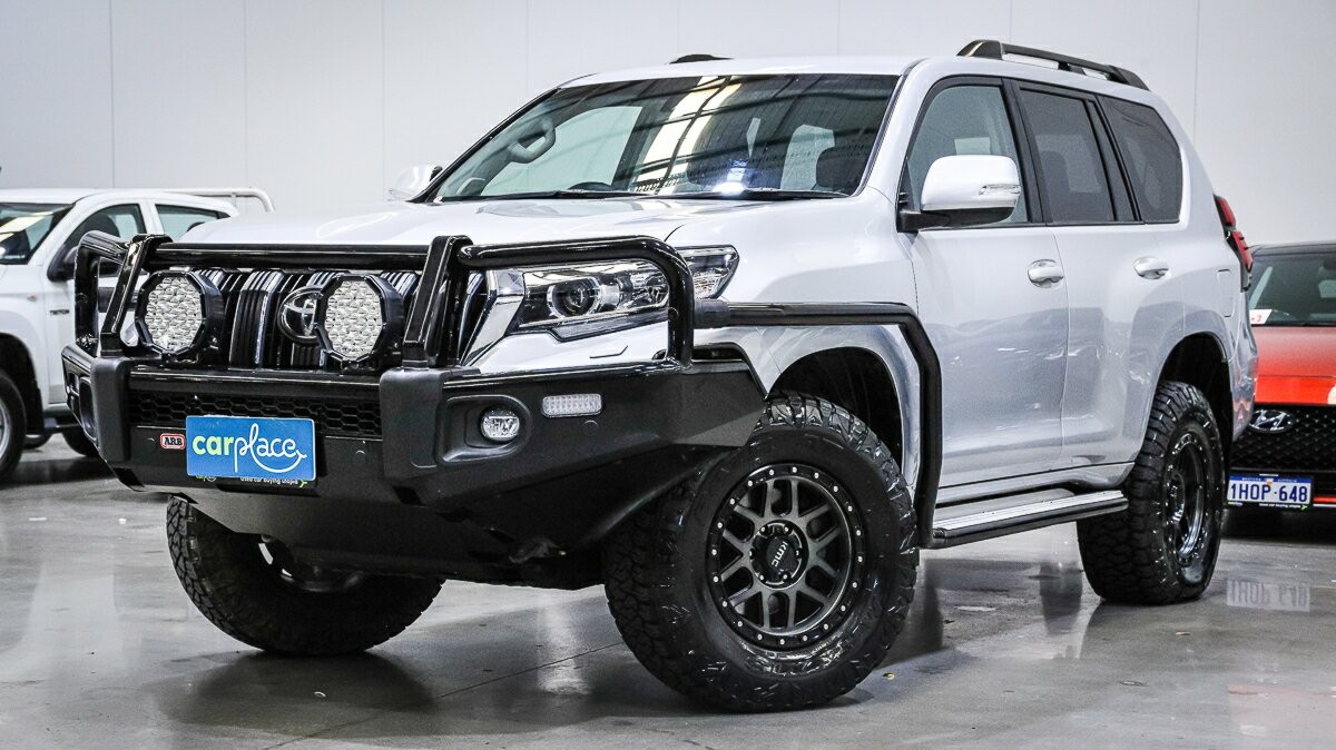 Toyota Landcruiser Prado image 1