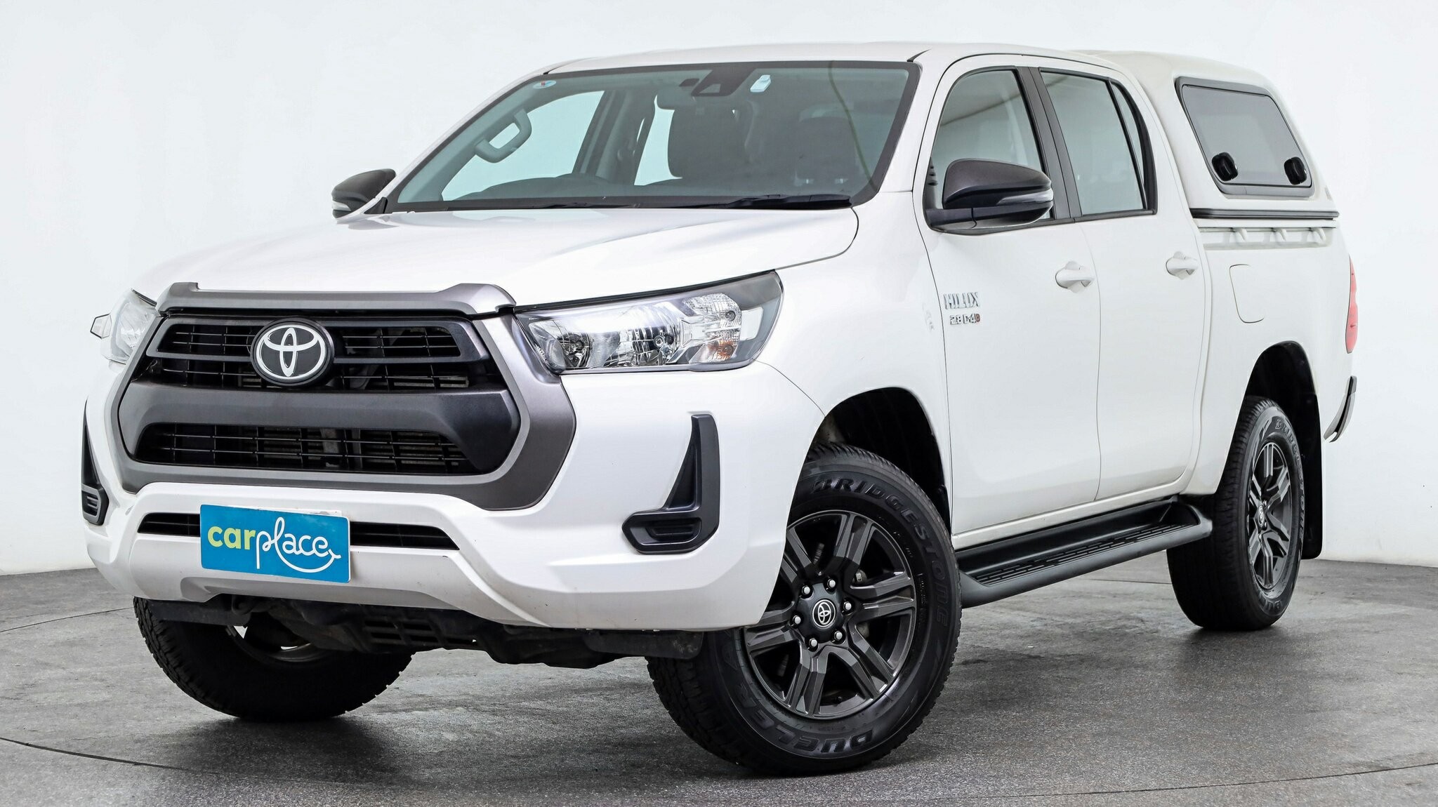 Toyota Hilux image 1