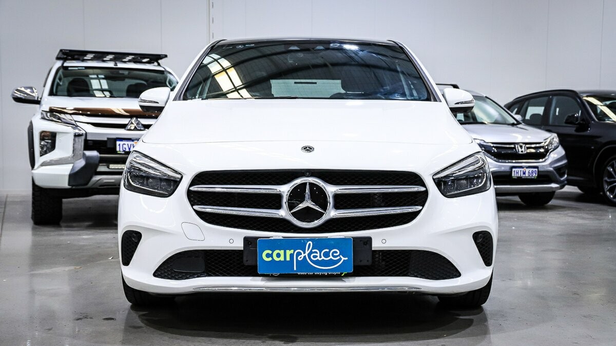 Mercedes Benz B-class image 2