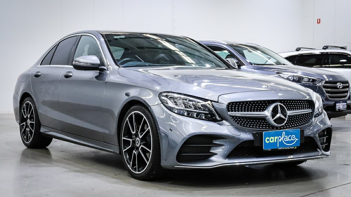 Mercedes Benz C-class image 3