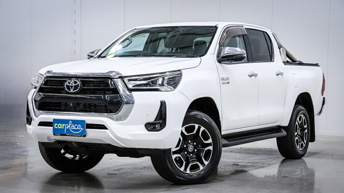 Toyota Hilux image 1