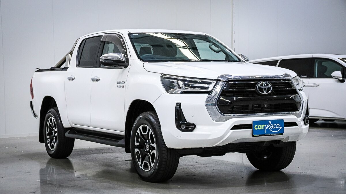 Toyota Hilux image 3