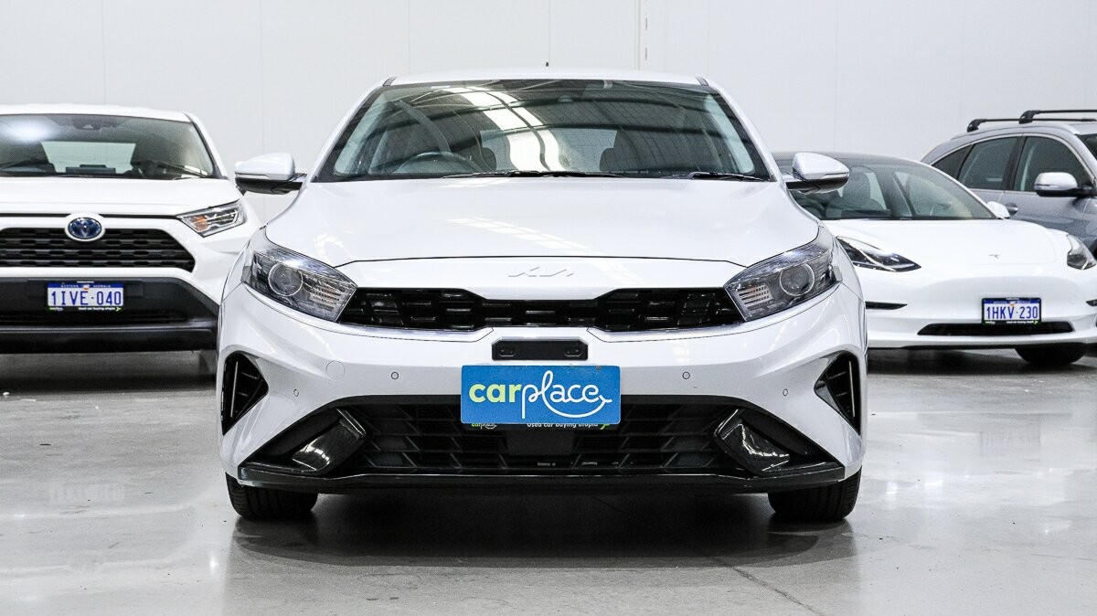 Kia Cerato image 2