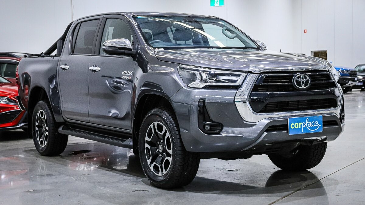 Toyota Hilux image 3