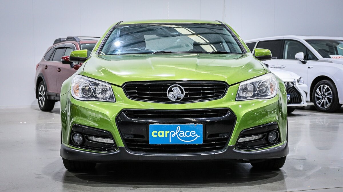 Holden Commodore image 2