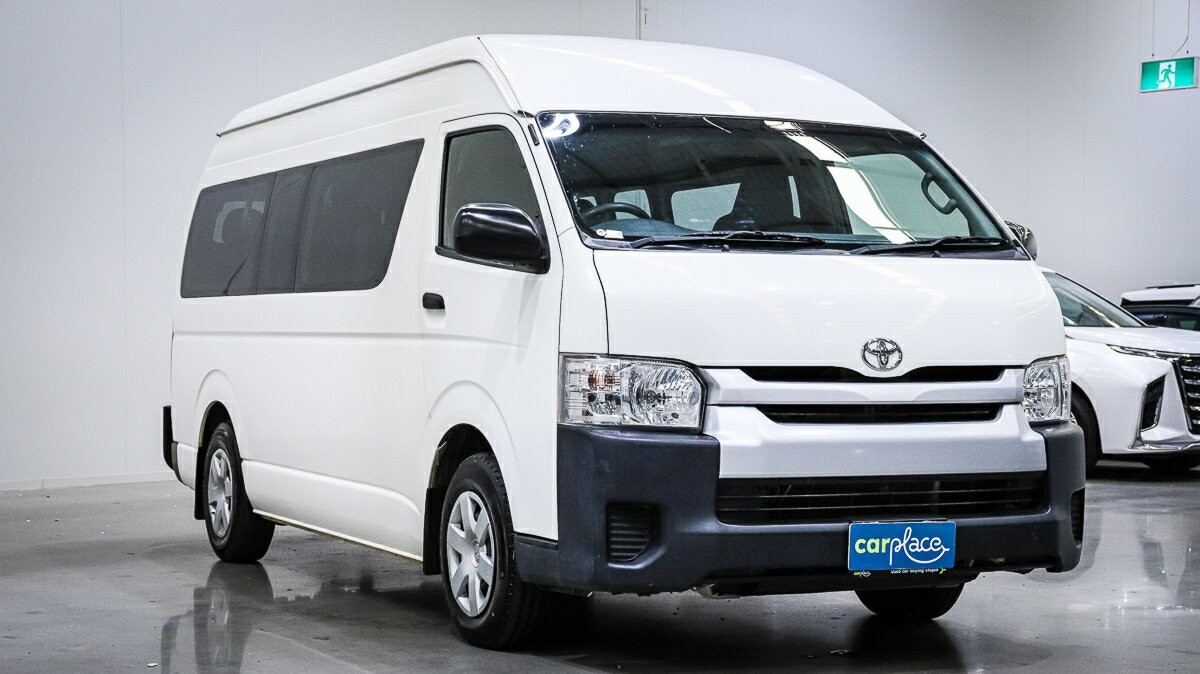 Toyota Hiace image 3