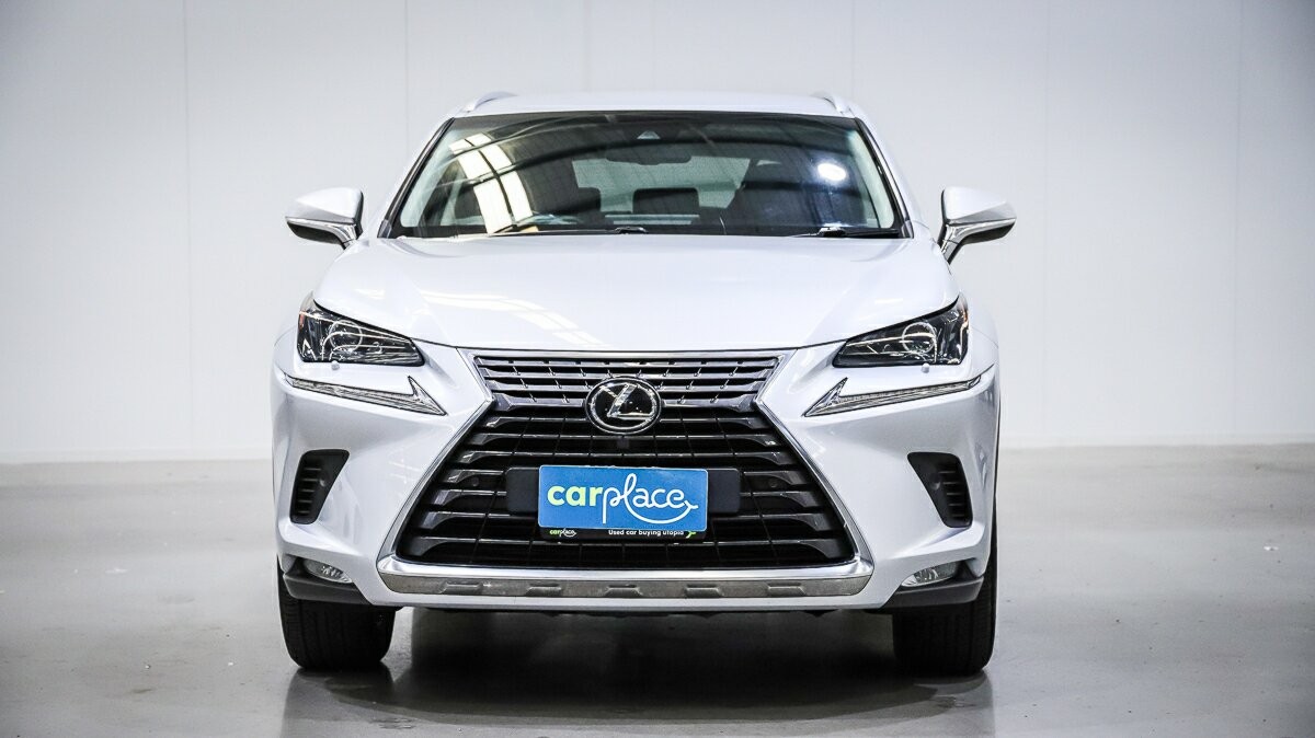Lexus Nx image 2