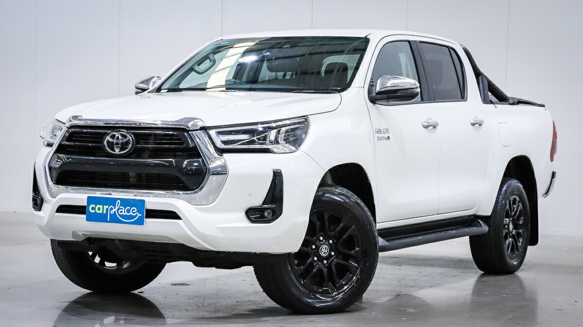 Toyota Hilux image 1