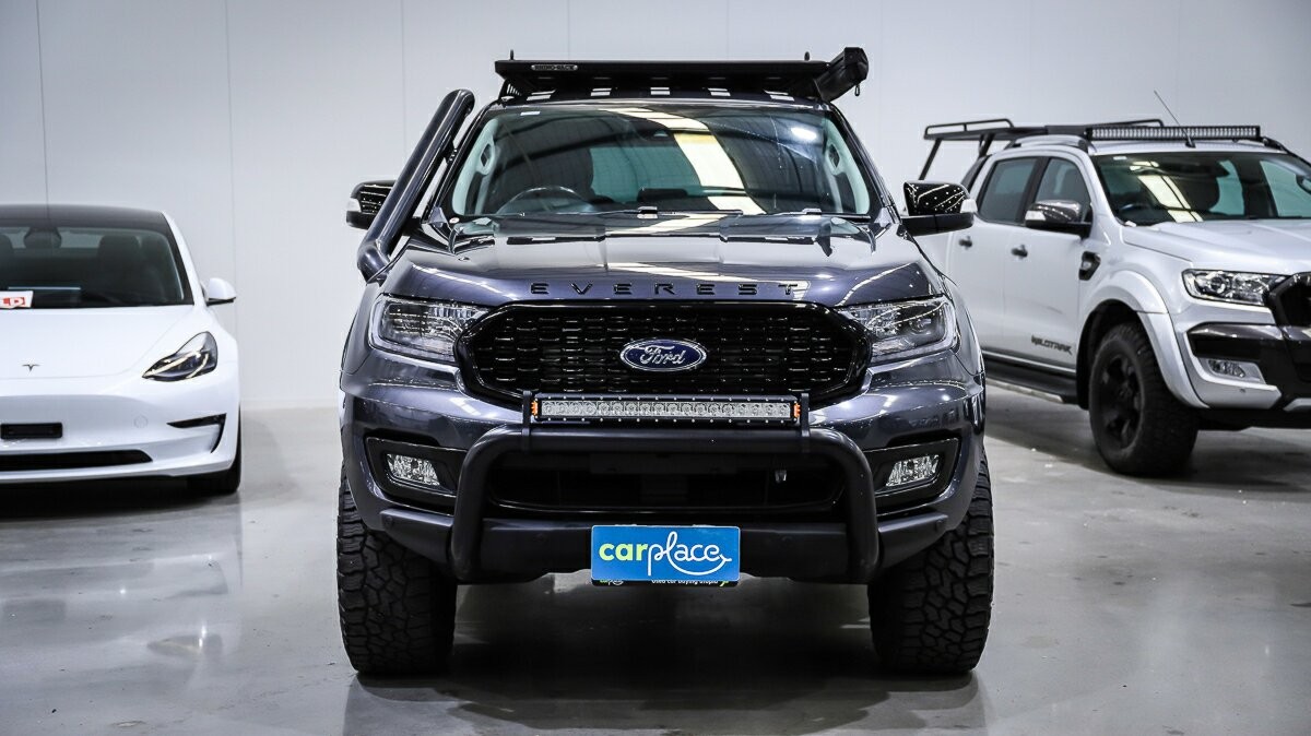 Ford Everest image 2