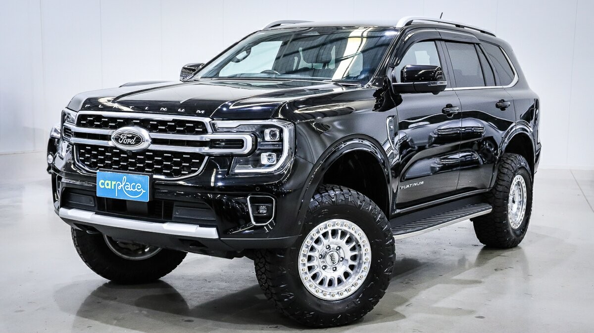 Ford Everest image 1